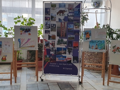 Выставка творческих работ к 95- летию ХМАО-Югры, 1 этаж, 2 корпуса